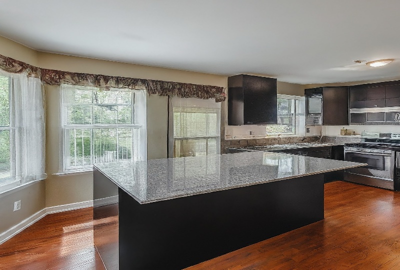 Laminate Flooring | Innovative Kitchen and Flooring Supply